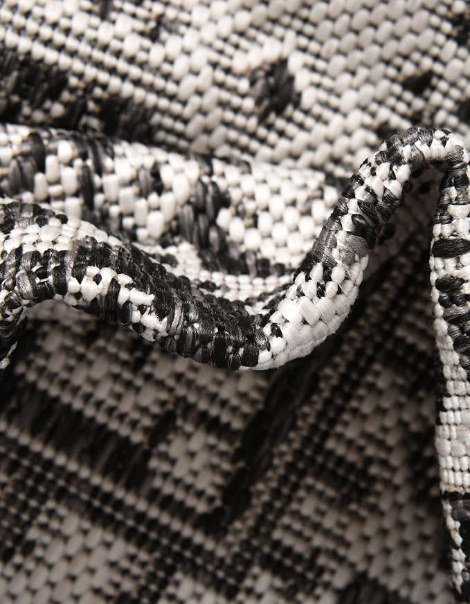 Unique Loom Outdoor Aztec Collection Area Rug - Chalca (13' Square, Charcoal Gray/ Ivory)