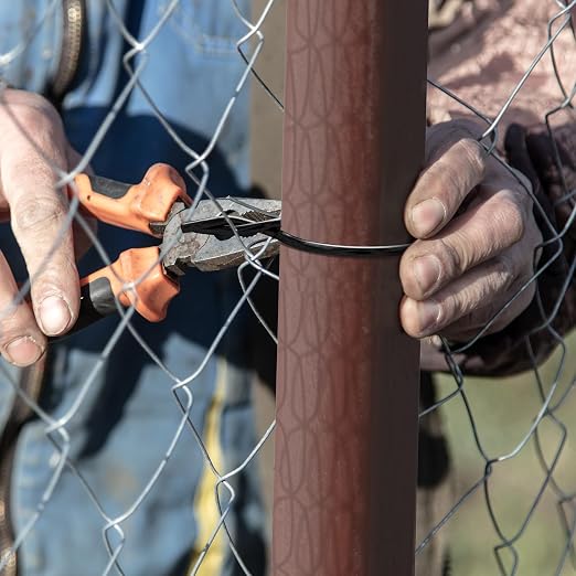 Hicarer 200 Pcs 2-3/8‘’ OD Twist Fence Ties Preformed 9 Gauge Galvanized Steel with Drill Chuck Pre-Cut Chain Link Fence Tools for Fixing Chain Link Mesh to Posts Farms Gardens (Black)