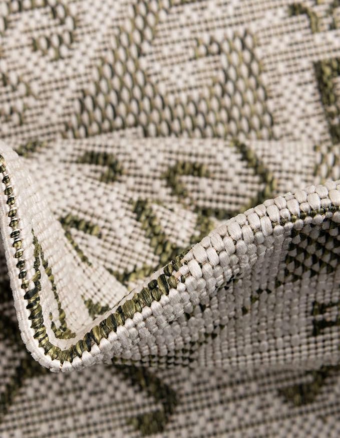 Unique Loom Outdoor Aztec Collection Area Rug - Coba (5' 3" Round, Green/ Ivory)