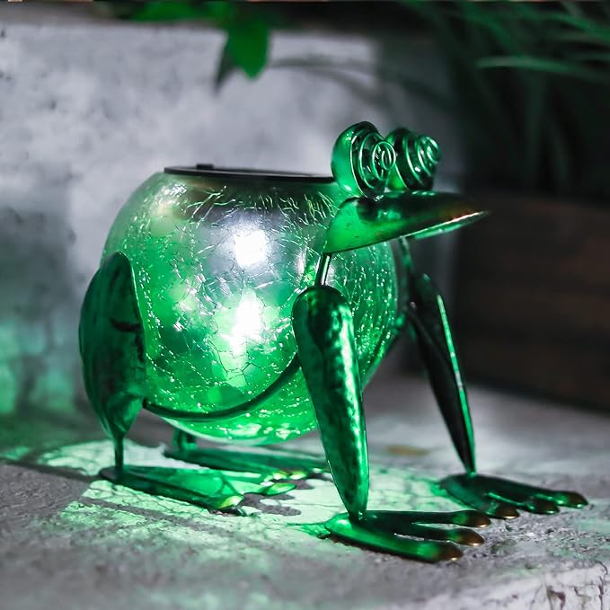 Solar Garden Lantern Waterproof LED Frog Solar Lights Outdoor Decorative Tabletop Lanterns Lamp for Pool Decor and Yard Patio Table Decoration or Mother's Day Gifts