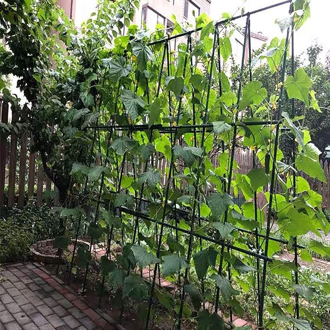 Garden Stakes Sturdy Metal Fence Post 5 Ft Plastic Coated Steel Plant Sticks for Tomatoes,Trees,Cucumber,Fences,Beans,Pack of 50