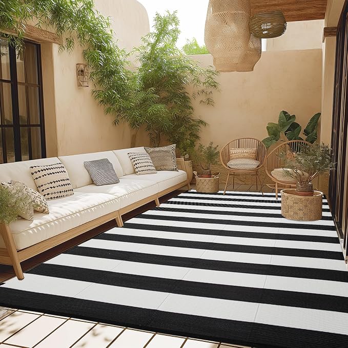 Outdoor Rug 8 x 10 ft, Reversible Plastic Straw Rug for Patio, Waterproof Large Outdoor Carpet for RV, Patio, Camping, Backyard, Deck, Picnic, Beach, Black & White