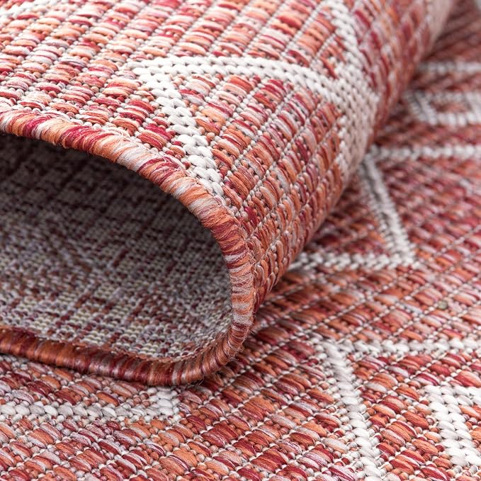 Unique Loom Outdoor Trellis Collection Area Rug - Tribal Trellis (7' 10" x 10' Oval, Rust Red/ Ivory)