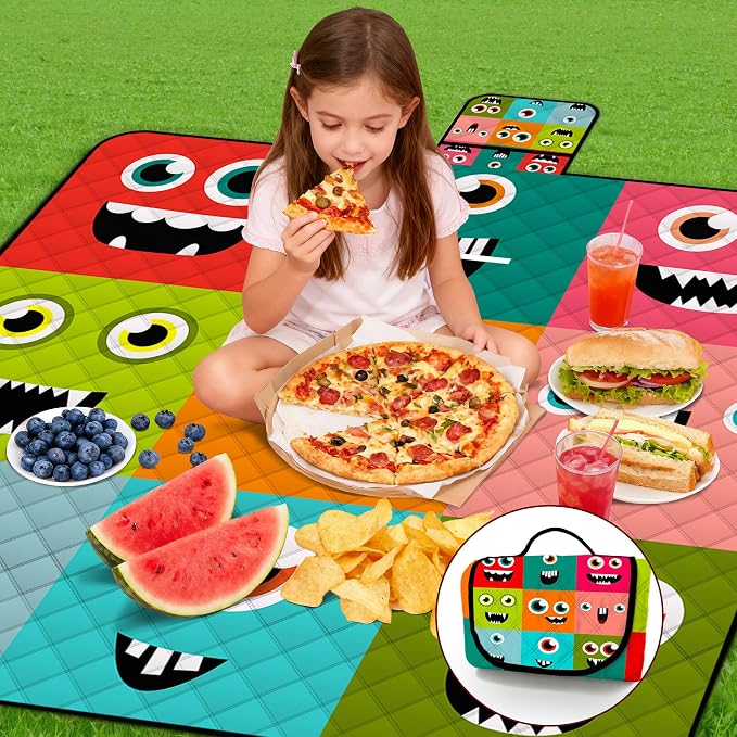 Extra Large Picnic Blanket Waterproof,80"x 80"Foldable Machine Washable Beach Blankets,Outdoor Blanket for 6-8 Adults,Picnic Mat Suitable for Indoor Crawling,Park Beach,Camping,Hiking,Travel (Face)