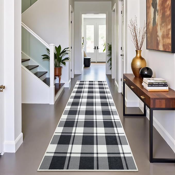 2x6 Checkered Jute Runner Rug for Kitchen Indoor Floor Area Carpet | Washable Jute Area Rug With Non-Slip Backing, Low-Pile Texture, Farmhouse Geometric Pattern In Neutral White/Black, Durable