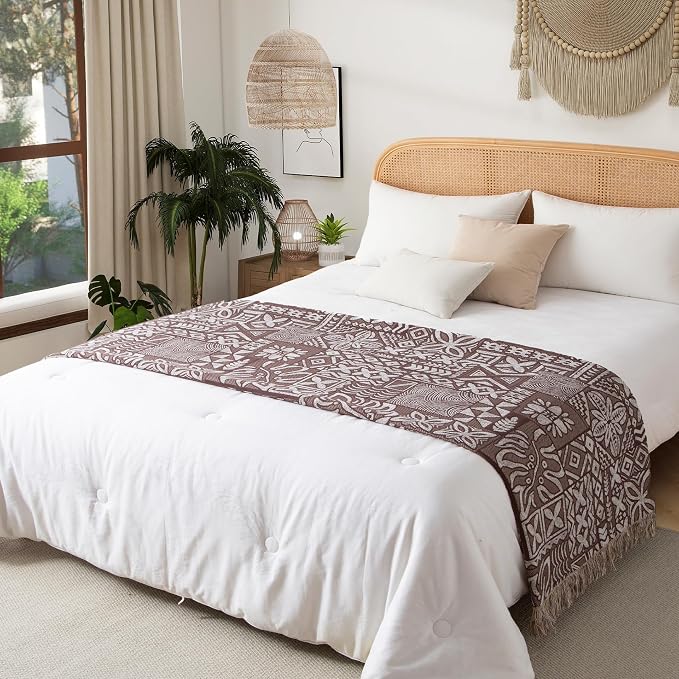 Phuryllic Boho Throw Blanket Full Size, Extra Large Soft Cozy Cotton Muslin Quilt Blanket for Bed Decor, Patchwork Block Couch Sofa Chair Cover, Vintage Farmhouse Cottage Woven Blanket, Brown&White