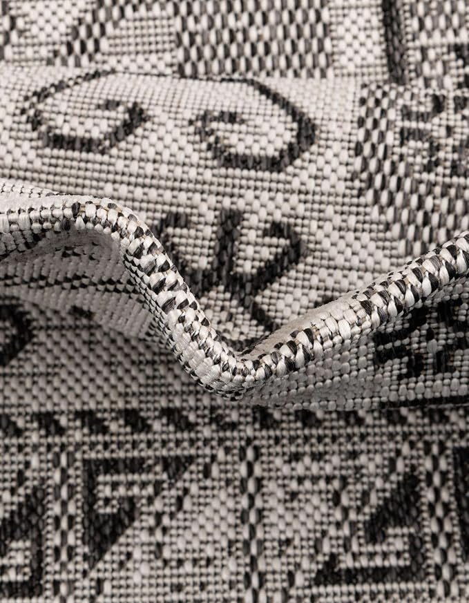 Unique Loom Outdoor Aztec Collection Area Rug - Coba (9' x 12' Rectangle, Charcoal Gray/ Ivory)