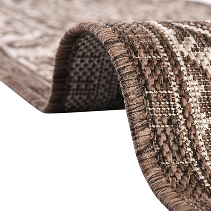 Unique Loom Outdoor Aztec Collection Area Rug - Chalca (3' 3" x 5' 3" Oval, Brown/ Ivory)