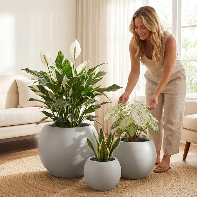 DTY Mt Sherman 16.1'' D x 13.6'' H (Pot Opening 11.8") Fiberstone Round Planter with Drainage Hole, Smooth Finishes, Weather Resistant for Indoor and Outdoor, 2 Extra Coco Mats - Light Gray, Medium