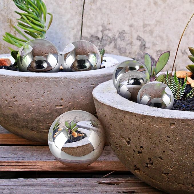 MOLIGOU 6 Pcs Stainless Steel Gazing Balls, 6in/4in/3.5in/3in Diameter Reflective Spheres, Gazing Globe Mirror Balls for Garden, Pond, Yard (Silver)