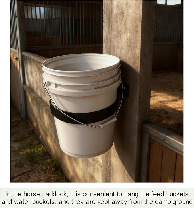 5-Gallon Bucket Holder, Wall-Mounted Istallation,Applicable to Courtyards, Warehouses, and Horse Farms (Excluding Buckets) (Black 1 PCS)