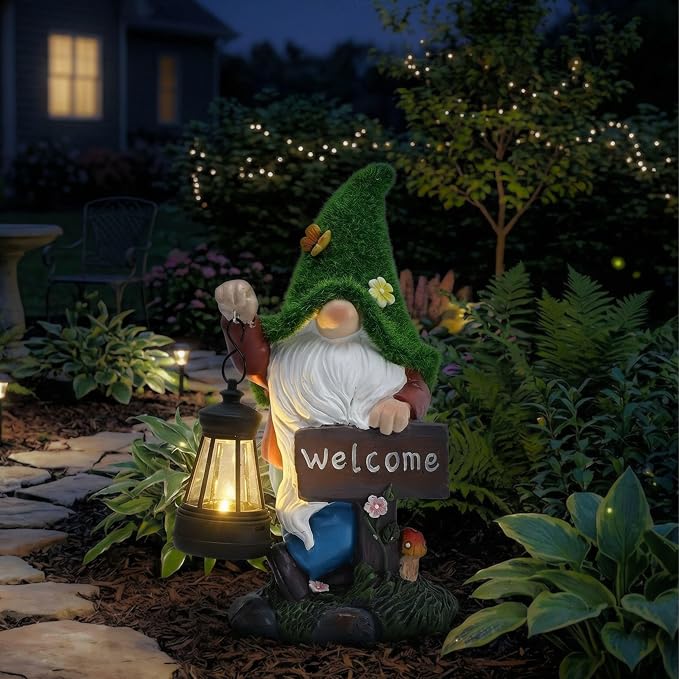 TERESA'S COLLECTIONS Garden Decor Outdoor, Garden Gnomes Holding Lantern, Gnomes Decor, Waterpoof Resin with Solar Lights, Garden Decor, Garden Gifts for Mom,Indoor/Outdoor,8.3"