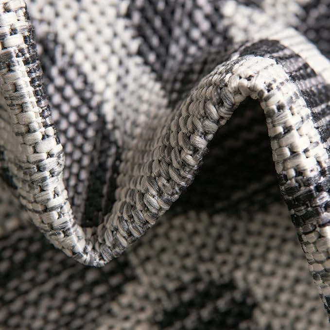 Unique Loom Outdoor Safari Collection Area Rug - Leopard (5' 3" x 8' Oval, Light Gray/ Gray)