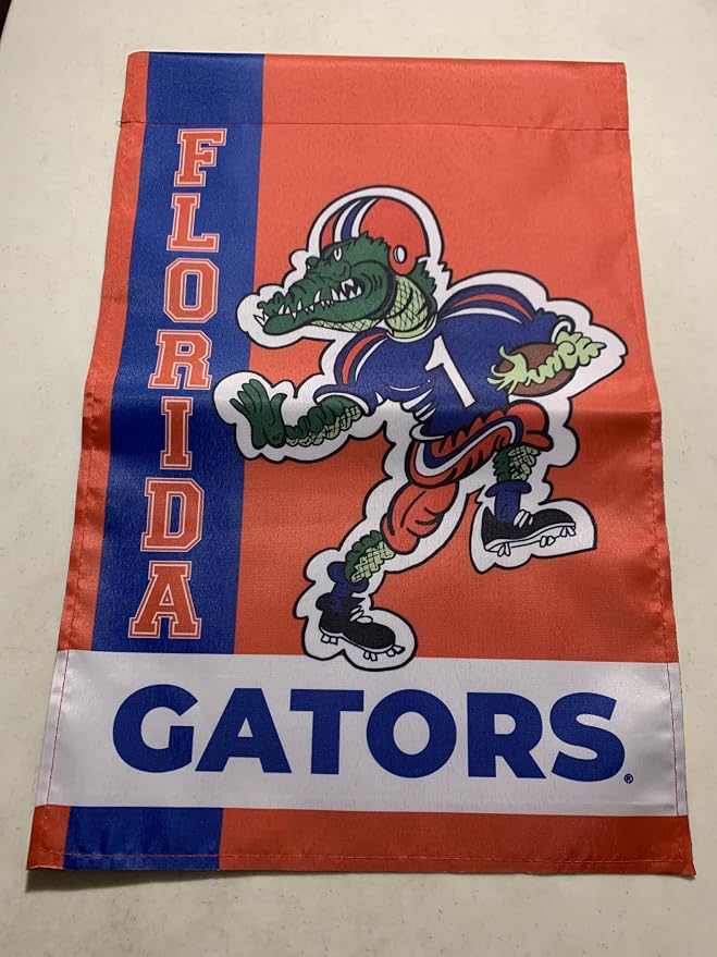Collegiate Garden Flag (Florida Retro)