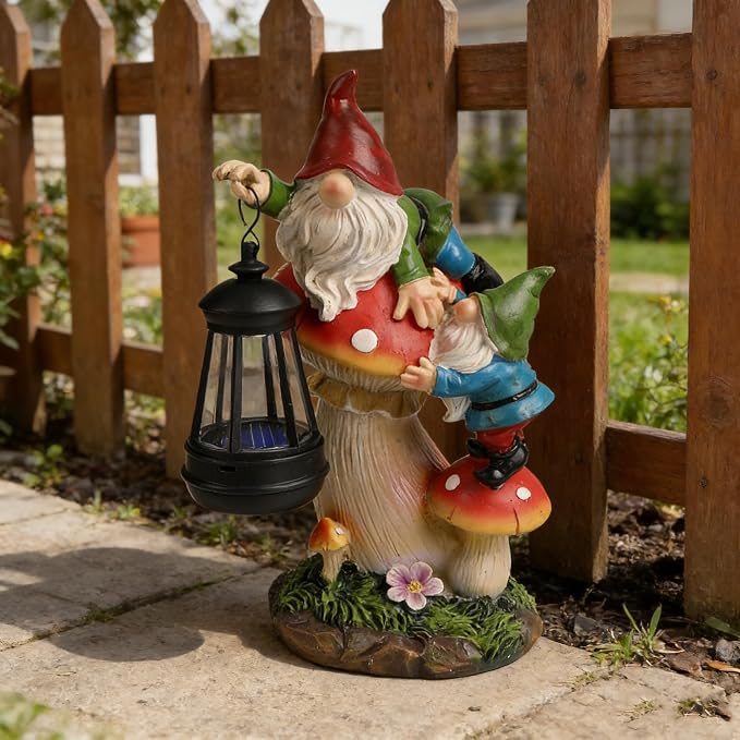 Solar Gnome Garden Statue with Mushroom Lights for Outdoor, Waterproof Garden Gnomes Decor for Yard Lawn Balcony, Cute Gnome Figurine Lights for Patio Decor, Ideal Gift for Garden Lovers & Homeowners