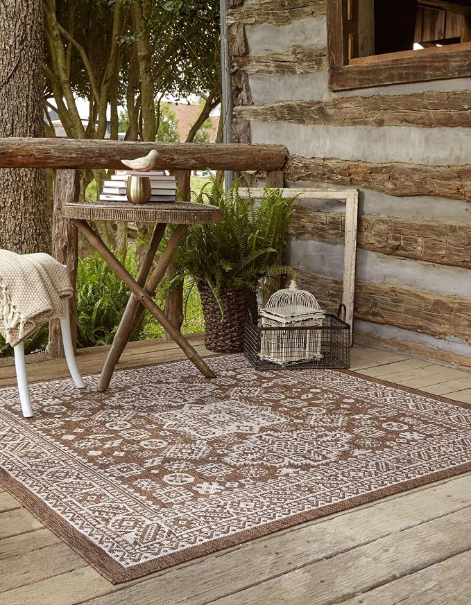 Unique Loom Outdoor Aztec Collection Area Rug - Chalca (5' 3" Square, Brown/ Ivory)