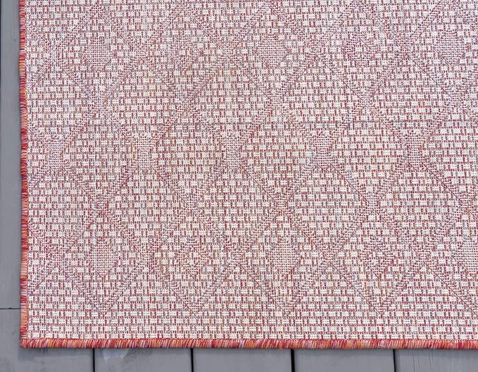 Unique Loom Outdoor Trellis Collection Area Rug - Tribal Trellis (6' 1" x 9' Rectangle, Rust Red/ Ivory)