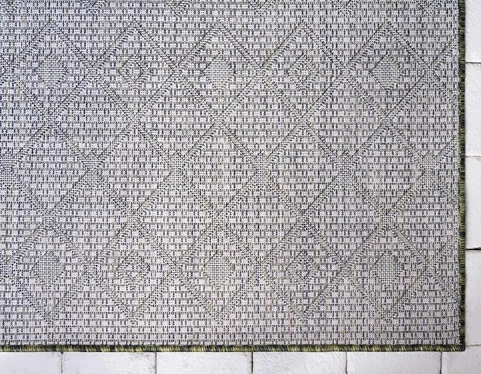 Unique Loom Outdoor Trellis Collection Area Rug - Tribal Trellis (5' 1" x 8' Rectangle, Green/ Natural)