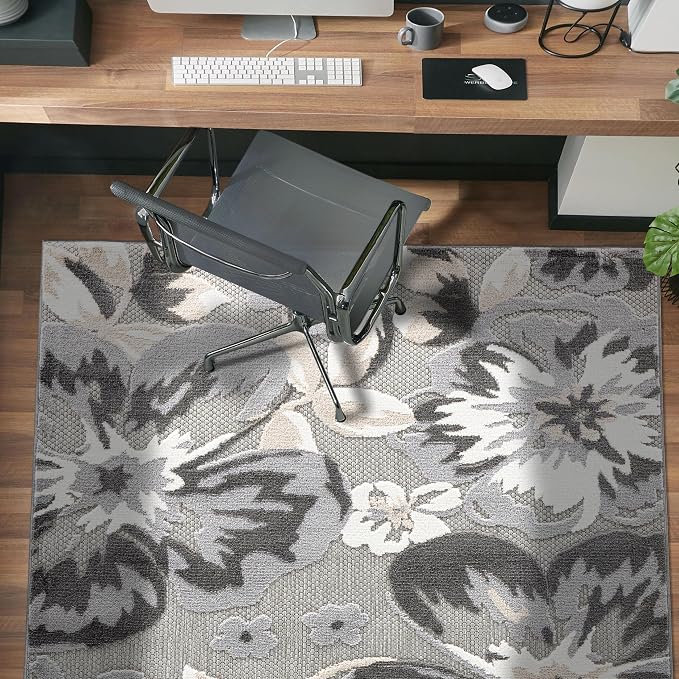Rugshop Bergamo Contemporary Floral Non-Shedding Easy Cleaning Patio Deck Backyard Indoor/Outdoor Area Rug 4' X 6' Gray