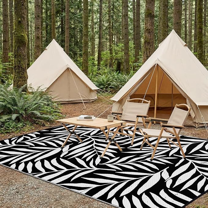 Smiry Outdoor Rug 6x9 ft, Waterproof Reversible Plastic Straw Rugs, Outdoor Area Rug with Leaf Pattern, Outside Floor Mat for Patio, Backyard, Deck, Picnic, Beach, Camping, Black & White