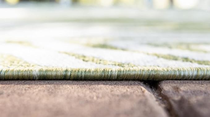 Unique Loom Outdoor Botanical Collection Area Rug - Palm (4' 1" x 6' 1" Rectangle, Green/ Ivory)