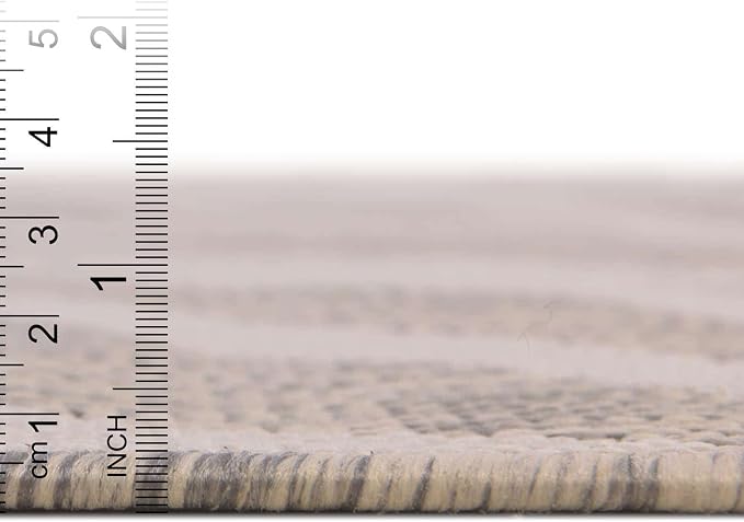 Unique Loom Outdoor Safari Collection Area Rug - Tsavo (7' 10" x 11' Rectangle, Gray/ Ivory)