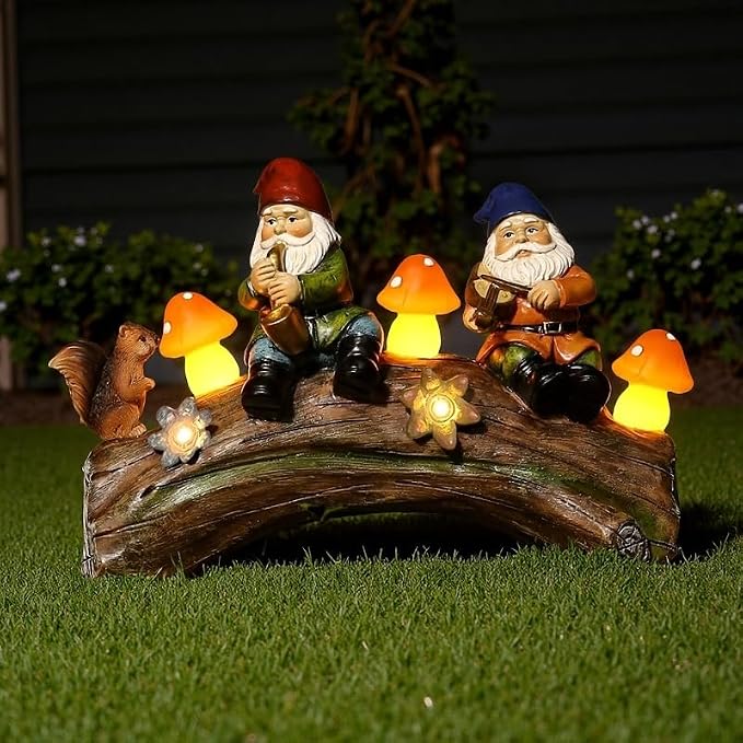 Solar Powered Squirre Gnome Mushroom Light 14" Weatherproof Resin Garden Decor Auto-Sensor Outdoor Lamp Warm White Fairy Light Housewarming/Birthday Bullet Points