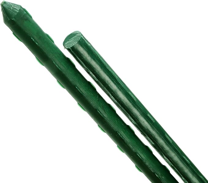 Frcctre 30 Pack 4 Ft Garden Stakes, 48 Inch Sturdy Green Plant Sticks, Plastic Coated Metal Tomato Stakes Support Plant Climbing Support for Tomatoes, Cucumber, Fences, Beans, Potted Plants