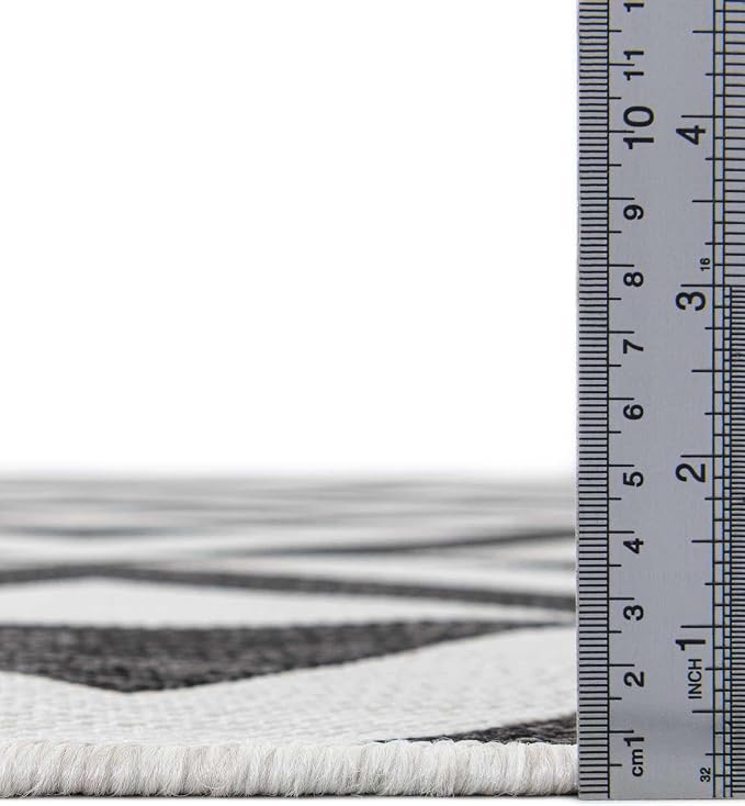 Jill Zarin Jill Zarin Outdoor Collection Area Rug - Napa (4' 1" Octagon Charcoal Gray/Ivory)