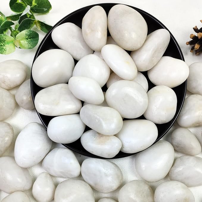 YISZM 2lbs White River Rocks, 1-2 Inch Natural Pebbles for Indoor Plants, High Polished Decorative Stones Vase Filler Fish Tank Aquariums Landscaping Garden Outdoor and Indoor DIY