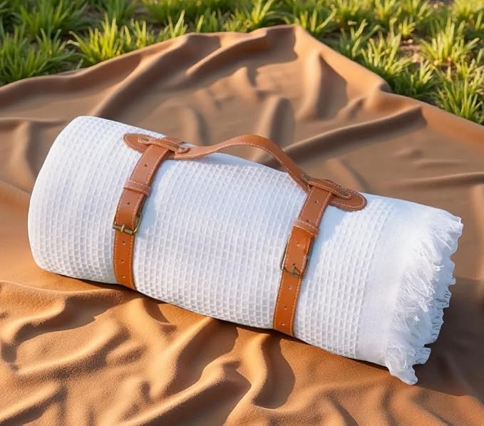 stylish white picnic blanket waterproof and sandproof,all-weather 2-in-1 dual-layer beach blanket for families, outdoor adventures and pets (Grid pattern)