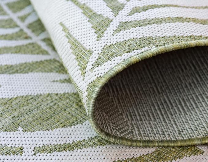 Unique Loom Outdoor Botanical Collection Area Rug - Palm (4' 1" x 6' 1" Rectangle, Green/ Ivory)