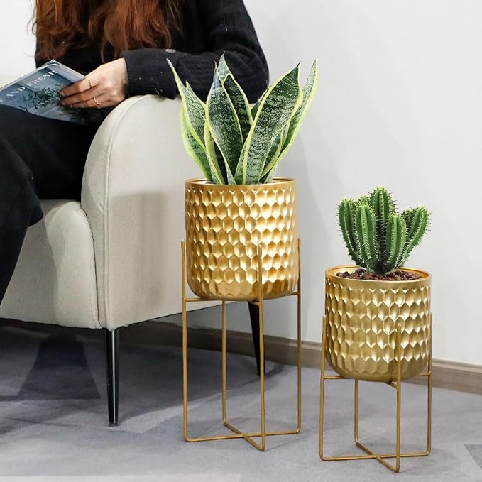 TRIROCKS Set of 2 Planters with Stand Indoor Otdoor Metal Plant Stand 8 * 18 &7 * 12 "Modern Planters Flower Pots for Living Room Corner Kitchen Office Garden Balcony Patio Decor(Gold)