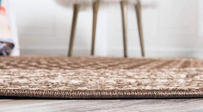 Unique Loom Williamsburg Collection Traditional Border with Dotted Center Area Rug, Round 8' 0" x 8' 0", Brown/Beige