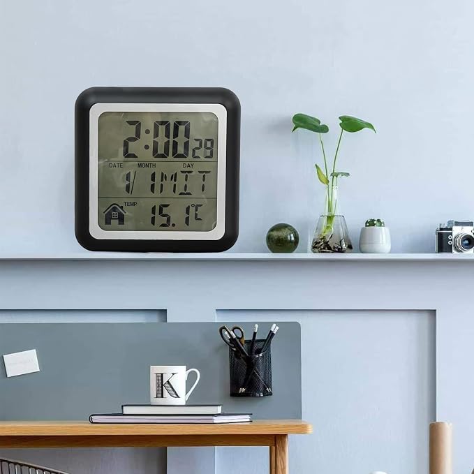 Digital Bathroom Shower Wall Clock, Indoor Waterproof Clock with Suction Cup, Plastic Frame, Flexible Choice for Hanging Or Standing, Modern Silent Kitchen Small LCD Screen Clock