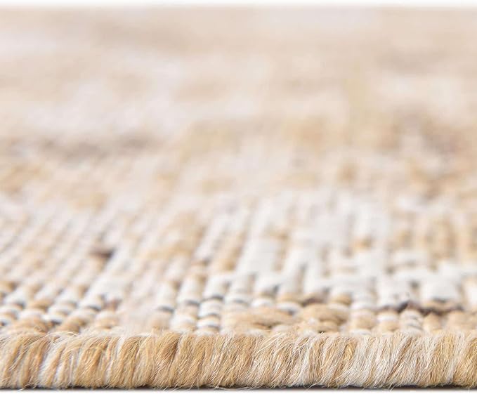 Unique Loom Outdoor Traditional Collection Area Rug - Valeria (7' 10" x 10' Oval, Natural/ Ivory)