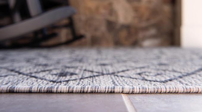 Unique Loom Outdoor Trellis Collection Area Rug - Tribal Trellis (3' 3" Round, Gray/ Black)