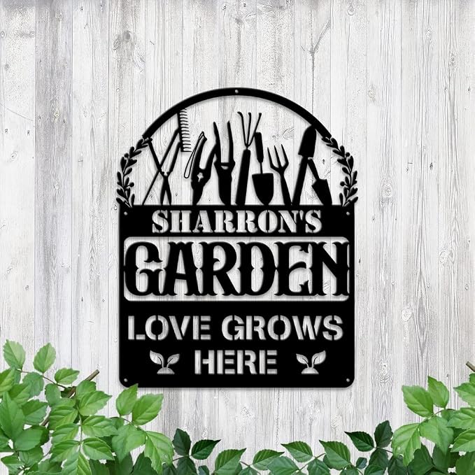 MeMate Personalized Metal Garden Signs Outdoor Decor, Custom Plaque for Women Mom Grandma, Rustic Decorations for She Shed, Potting Shed (01)