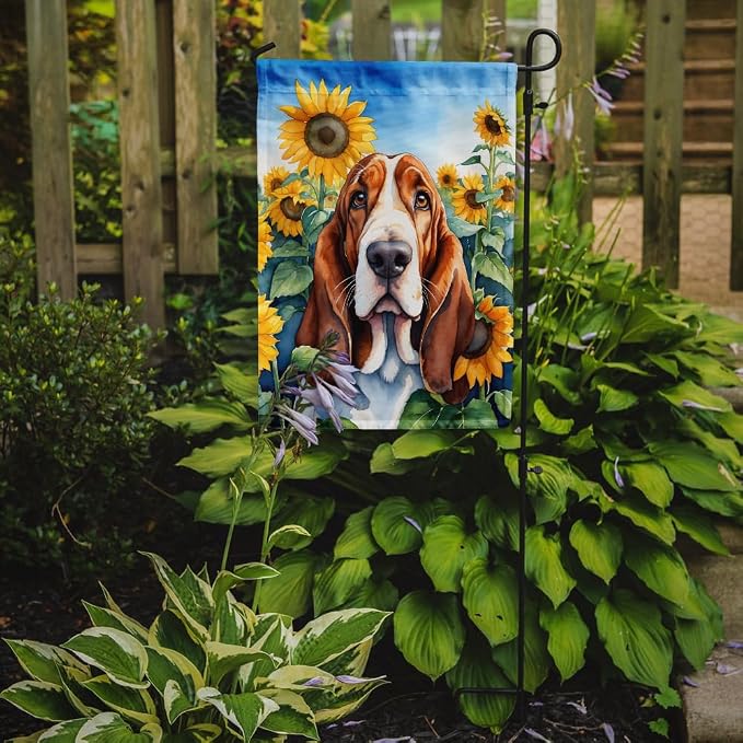 Caroline's Treasures DAC6018GF Basset Hound in Sunflowers Garden Flag Mailbox Flag Decorative Yard Flag Banner Outside Patio Artwork Yard Flower Beds, Garden Size, Multicolor