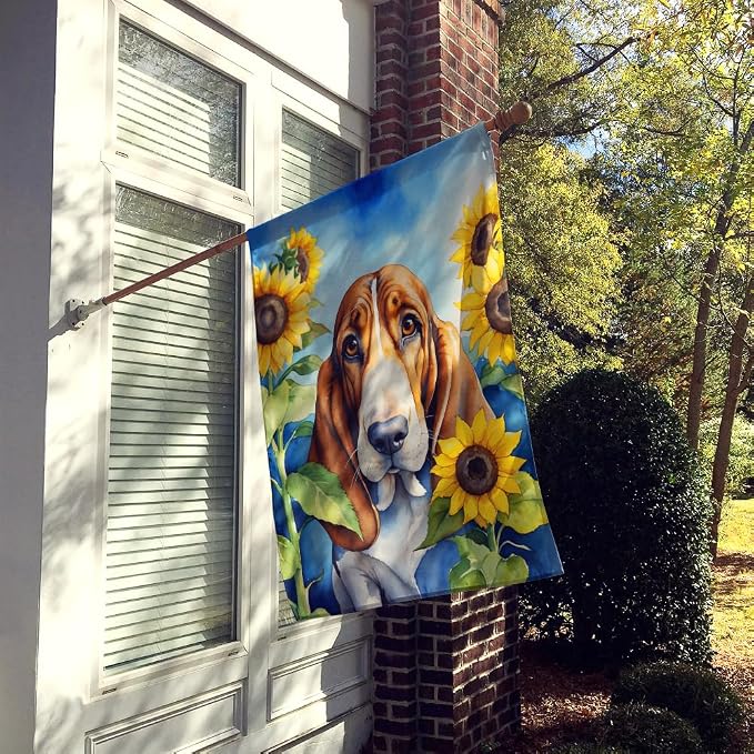 Caroline's Treasures DAC6017CHF Basset Hound in Sunflowers House Flag Large Porch Sleeve Pole Decorative Outside Yard Banner Artwork Wall Hanging, Polyester, House Size, Multicolor