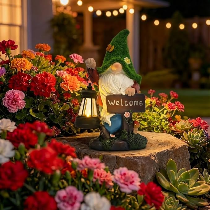 TERESA'S COLLECTIONS Garden Decor Outdoor, Garden Gnomes Holding Lantern, Gnomes Decor, Waterpoof Resin with Solar Lights, Garden Decor, Garden Gifts for Mom,Indoor/Outdoor,8.3"
