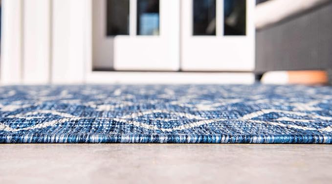 Unique Loom Outdoor Trellis Collection Area Rug - Tribal Trellis (9' x 12' Rectangle, Blue/ Ivory)