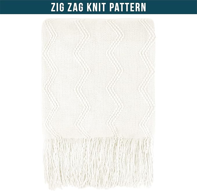 PAVILIA White Knit Throw Blanket for Couch Bed, Soft Knitted Farmhouse Sofa Throw for Living Room, Lightweight Decorative Summer Throw Blanket for Chair, Outdoor Textured Boho Blanket, 50x60