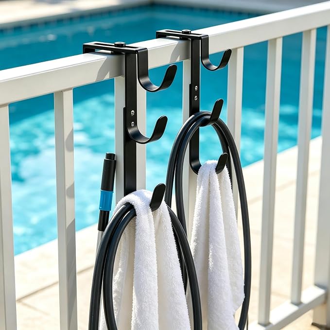 2 Pcs of Three-Layer swimming pool fence hooks, suitable for swimming pool equipment, rust-proof swimming pool net pole hooks, used for hanging tools, rakes, nets and other swimming pool accessories.