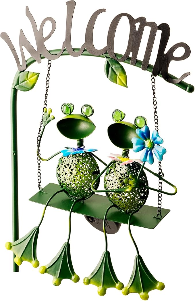 Solar Frog Garden Stake Lights Outdoor Waterproof, Frog Couple Swing Yard Light with Welcome Sign, Metal Garden Decor for Yard Pathway Porch, Garden Stake Light Gift for Women Mom (48 Inch)