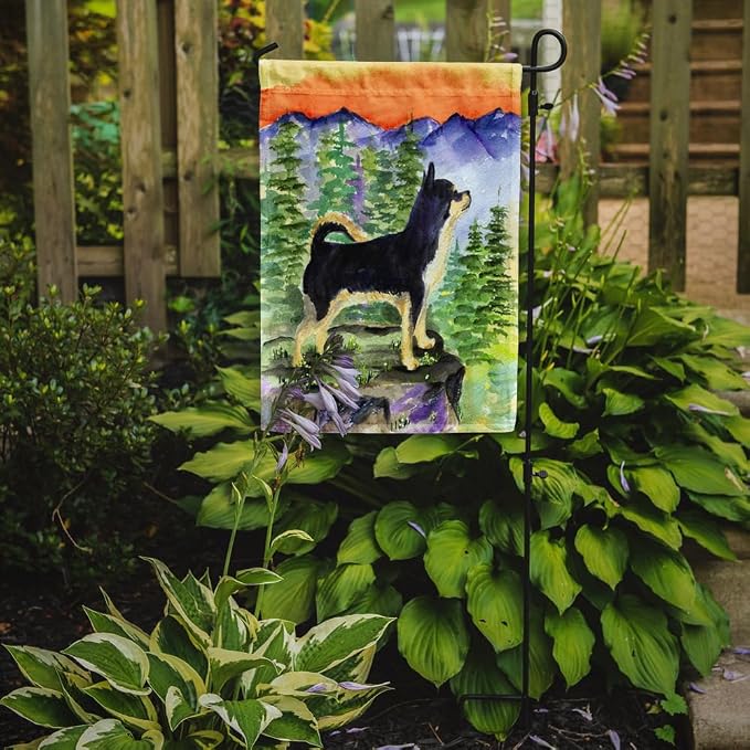 Caroline's Treasures SS8230GF Chihuahua Garden Flag Mailbox Flag Decorative Yard Flag Banner Outside Patio Artwork Yard Flower Beds, Garden Size, Multicolor