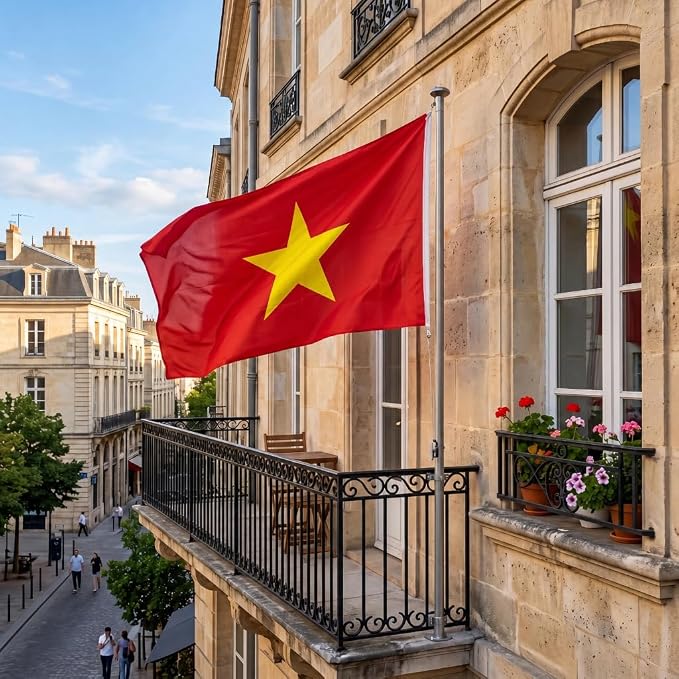 AhfuLife Vietnam Flag 5ft x 3ft for Party Decorations, 1 Pcs Large Vietnamese Flag Polyester Double Side with Brass Eyelets for National Day Garden Street