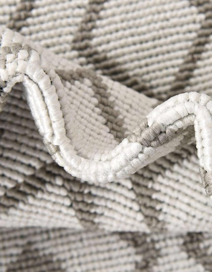 Unique Loom Outdoor Trellis Collection Area Rug - Kafes (6' 1" x 9' Rectangle, Ivory/ Gray)