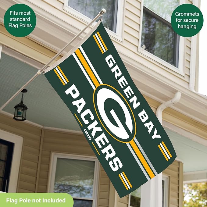 NFL Green Bay Packers Vintage Flag | 3 x 5 Estate Flag with Grommets | Heavy Duty Banner for Outdoor Garden Patio Decoration | Indoor Wall Decor for Room | Works with Flagpoles for Outside House (Green Bay Packers-Vintage)