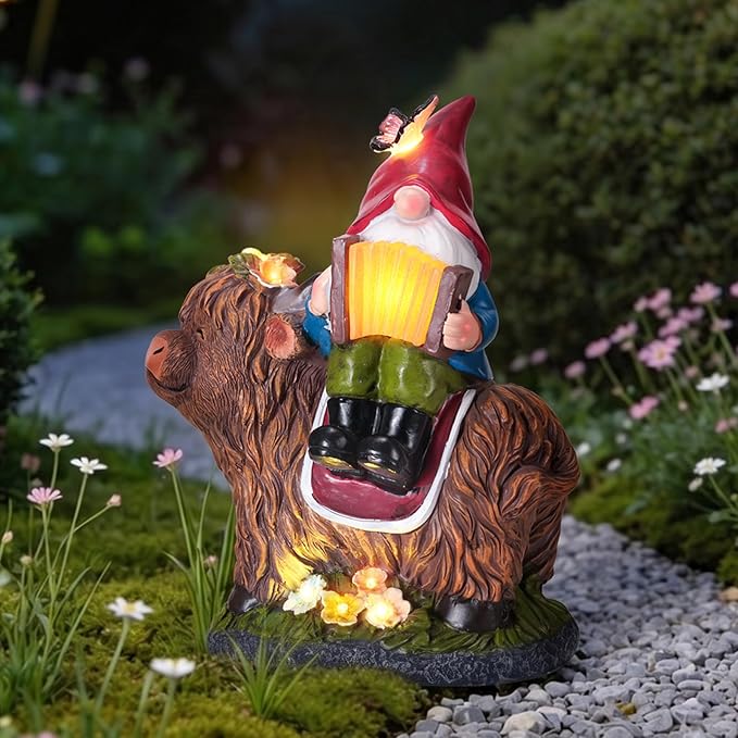 Highland Cow Gnome Statue, Highland Cow Gnomes Garden with LED Lights and Book, Solar Garden Statues for Yard, Patio, Balcony, Lawn Ornaments Figurines Gifts for Women, Mom